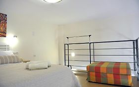 Adonis Apartments